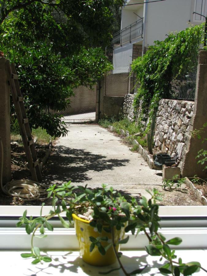 Apartments And Room Lemon Вис Экстерьер фото