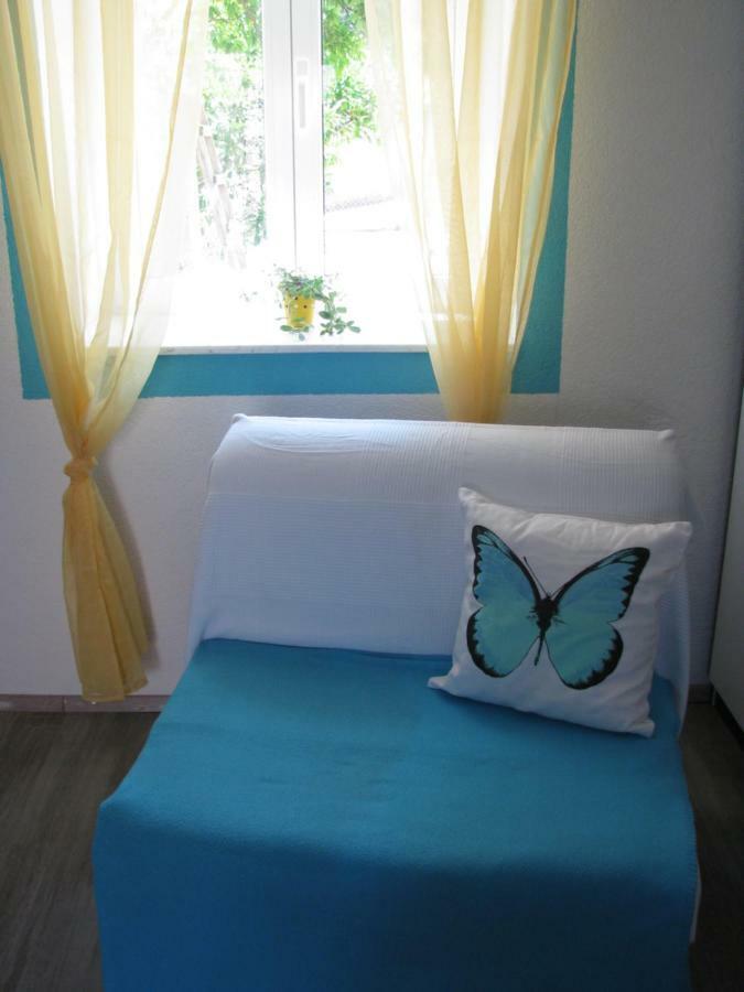 Apartments And Room Lemon Вис Экстерьер фото